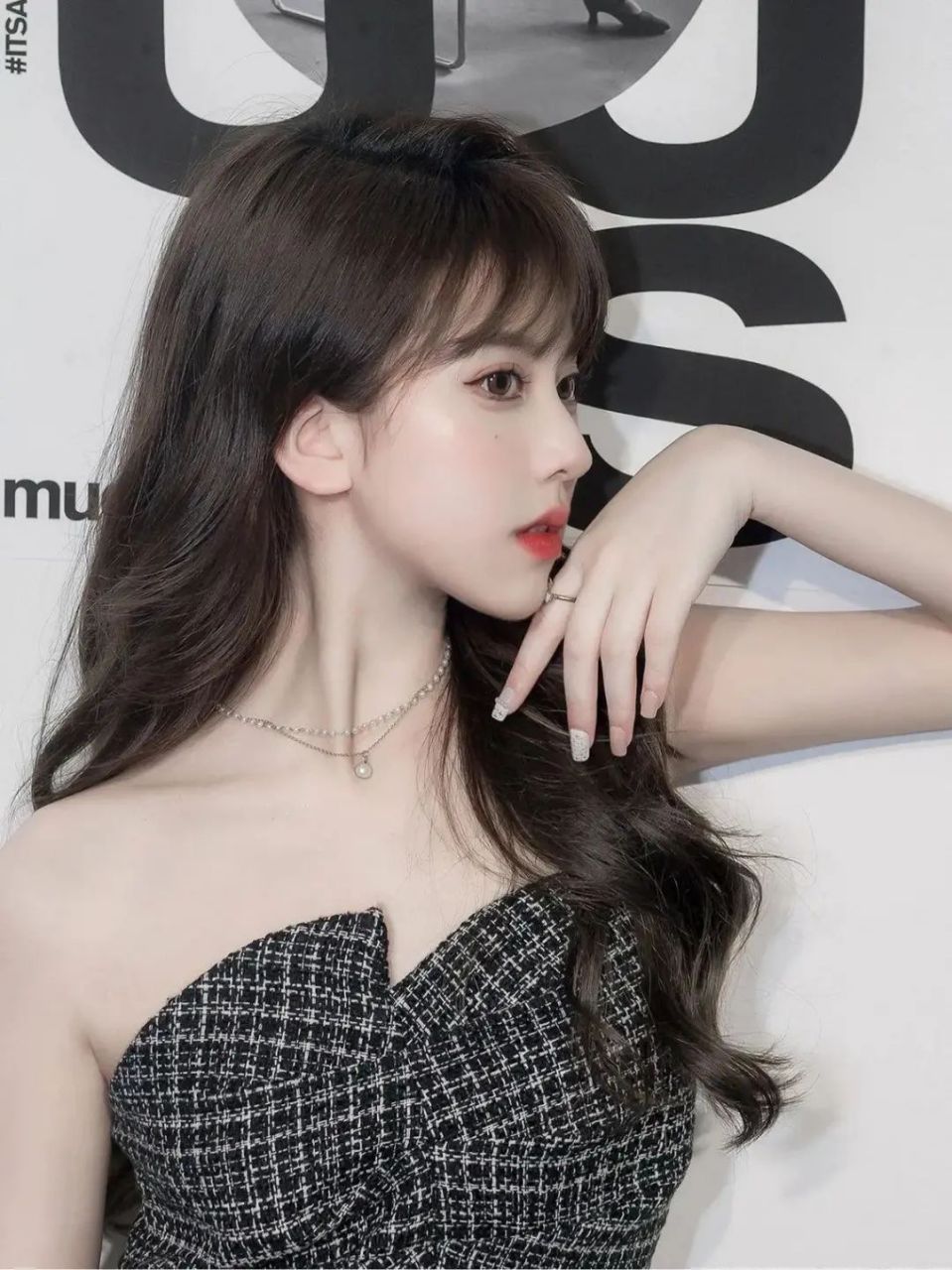 名媛气质高冷女神的时尚写真(套图一)#美女写真# #写真# #甜美女孩