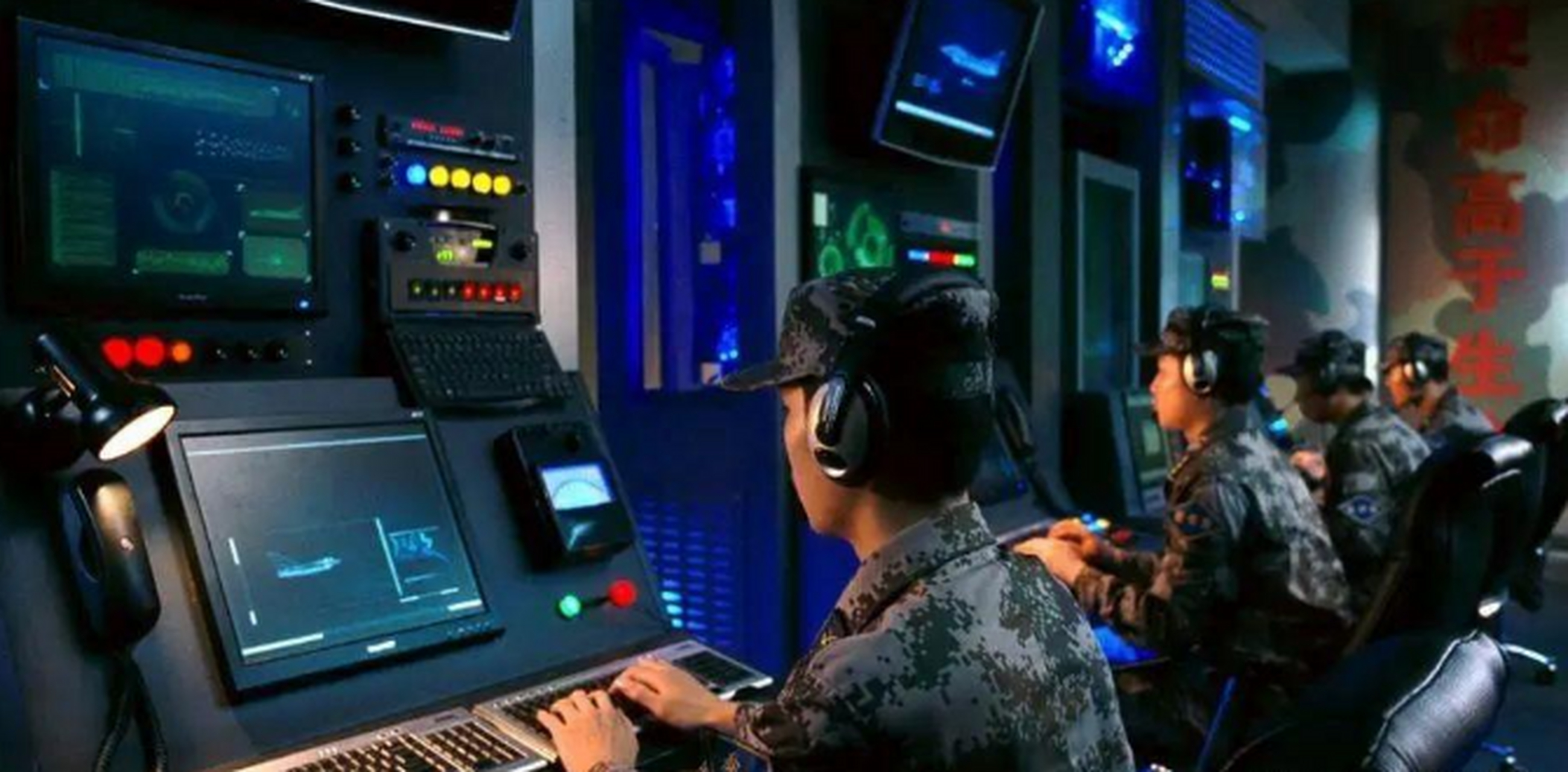 歼-16d展露锋芒,美军上将发现:电子战的天平正在倒向中国 大家注意一