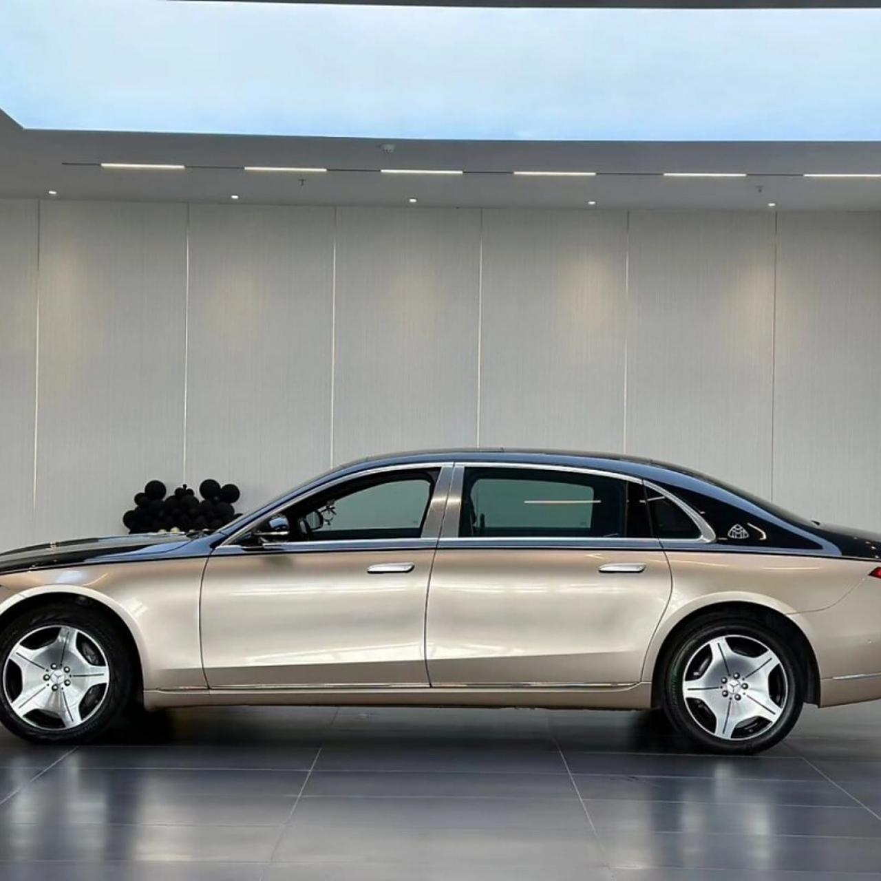 0t新上架  【豪华轿车】奔驰 迈巴赫s级 2021款 s 480 4matic 48v 3.