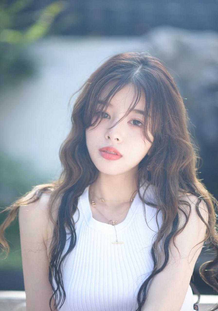 网红美女糖小幽拍摄立秋写真,好美啊