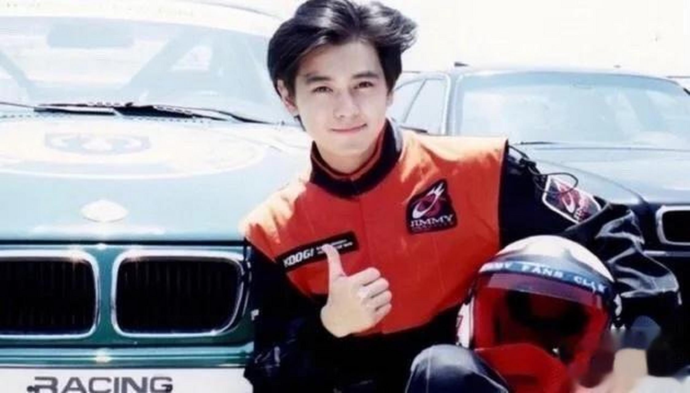 网友称车银优很像年轻时的郭品超,笑起来的笑眼有点像林志颖!