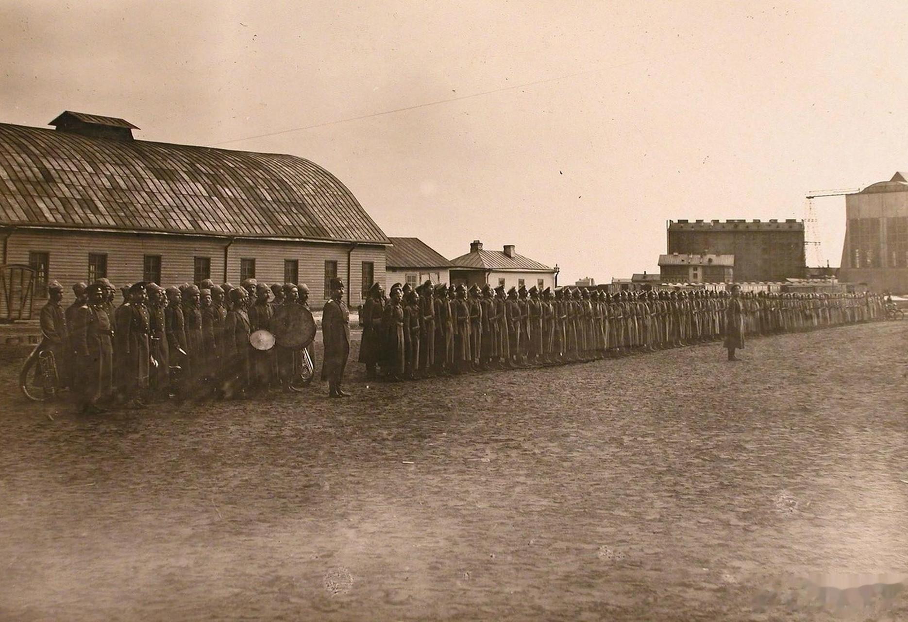 俄國化學戰部隊的軍事演習【聖彼得堡, 1915-1916年期間】