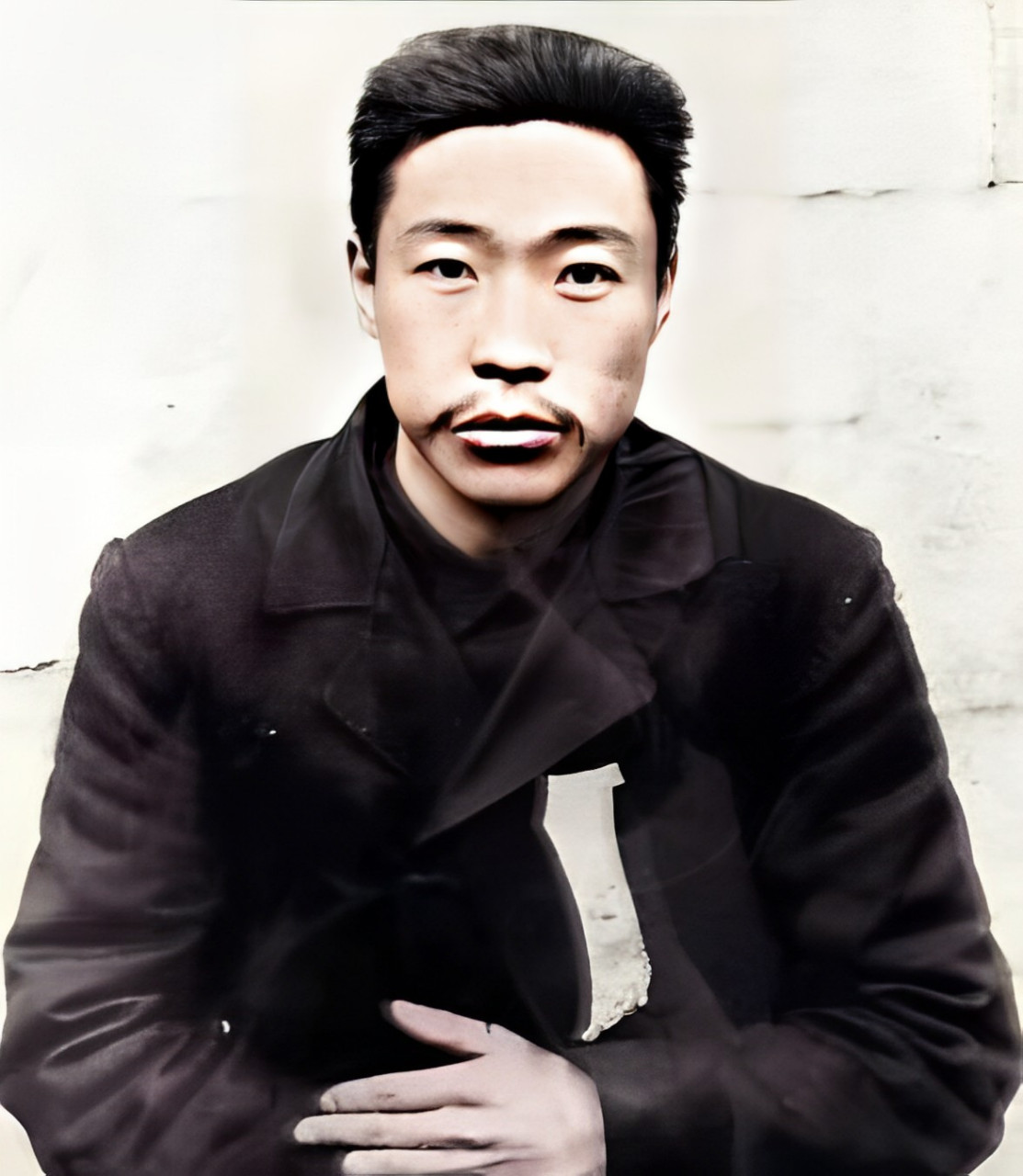 这是一张张珍贵的照片,由刺杀伊藤博文的拉斯瓦伊科夫斯基于1910年留