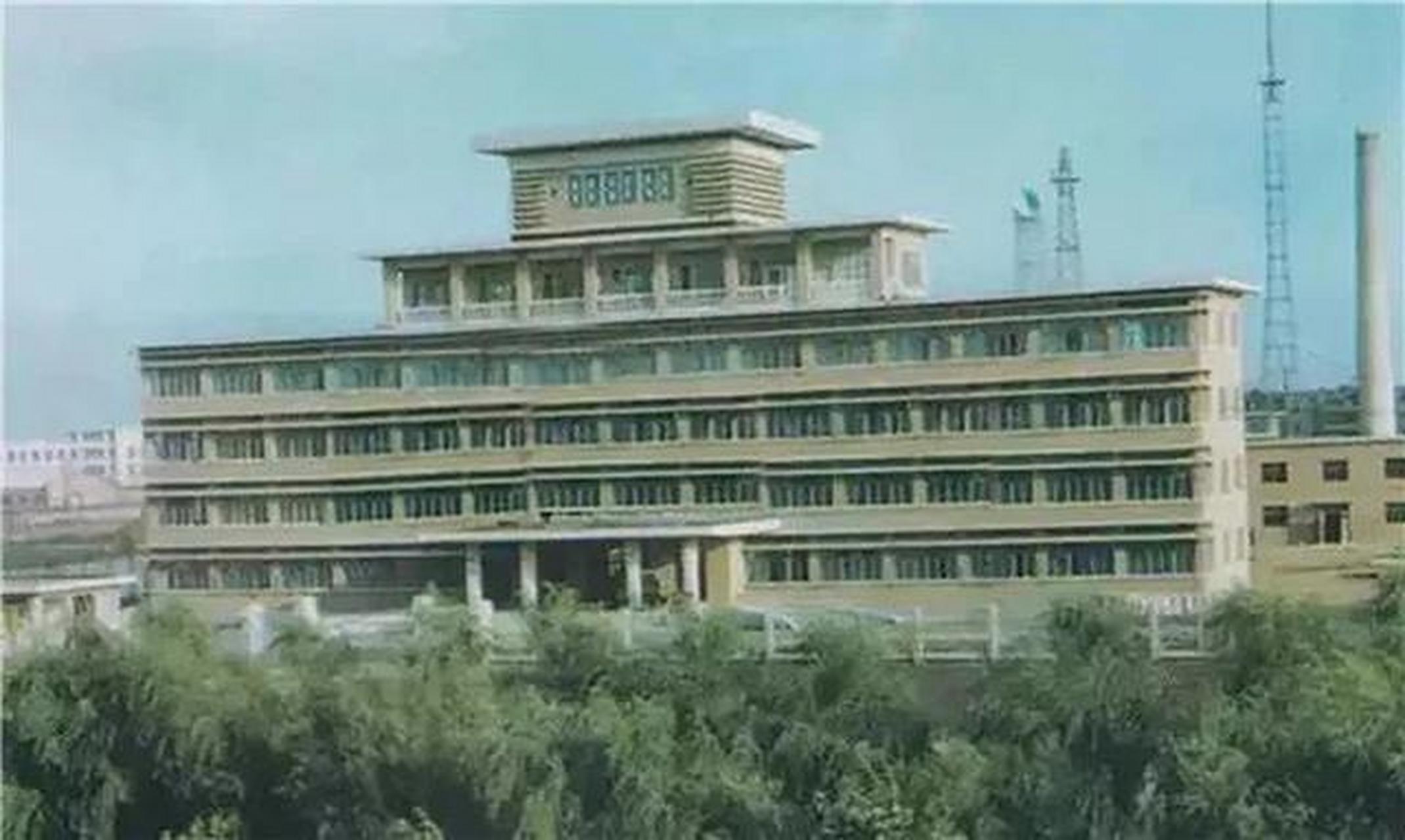 昔日的营口电视台大楼.