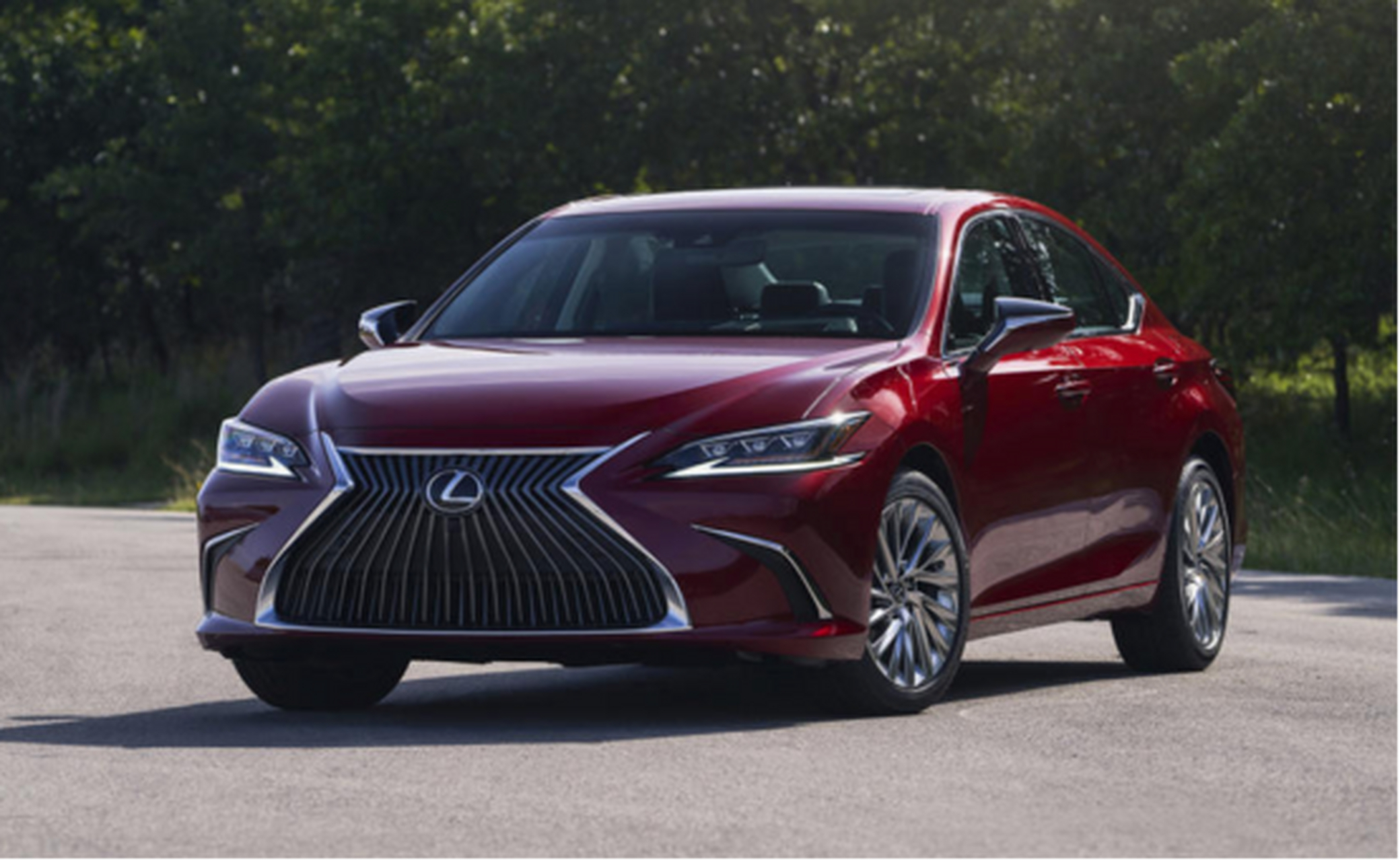 【增加四驱系统 2021款雷克萨斯es官图发布】近日,天天汽车获悉,2021