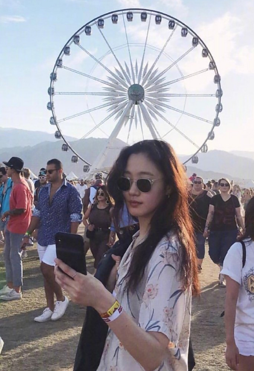 这大概就是女神级别的日常穿搭.#金高银