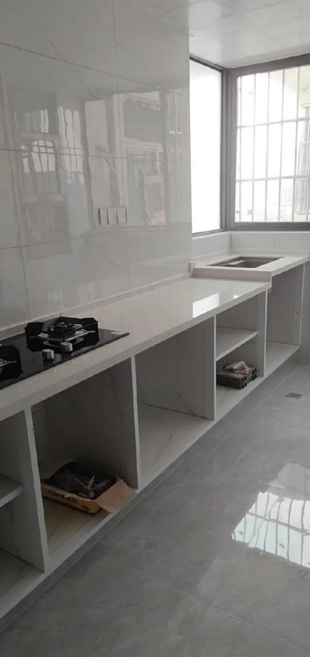 用瓷砖和水泥做的橱柜,听说比普通橱柜好用多了!