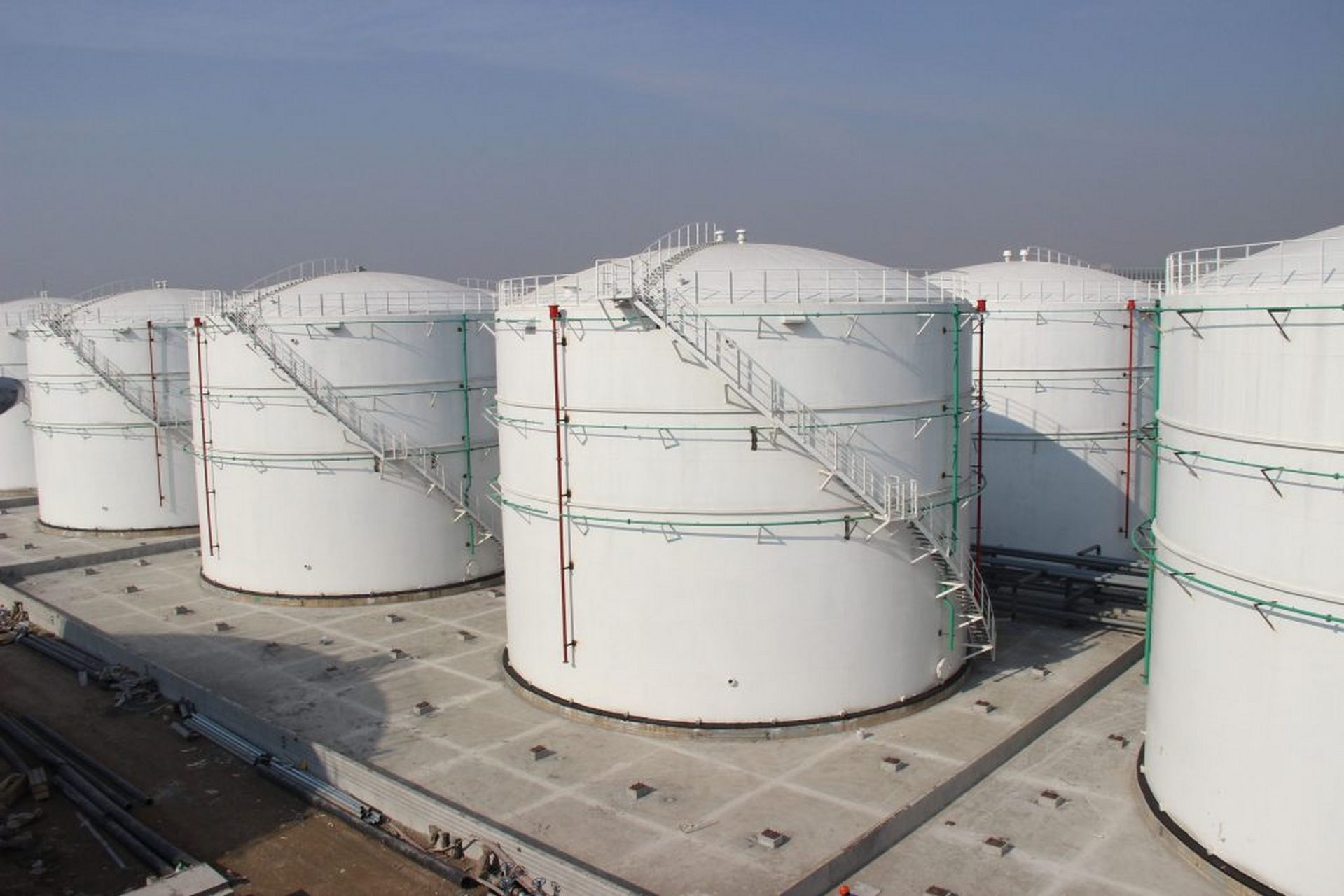 迪恩储罐喷淋冷却装置# 在夏季高温时期,使用储罐冷却水喷淋装置是 