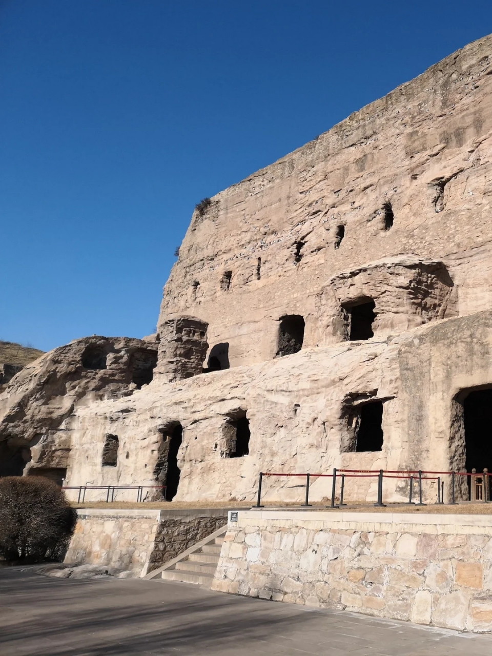 探访山西灵岩寺,大同云冈石  云冈石窟,原名灵岩寺,石佛寺.