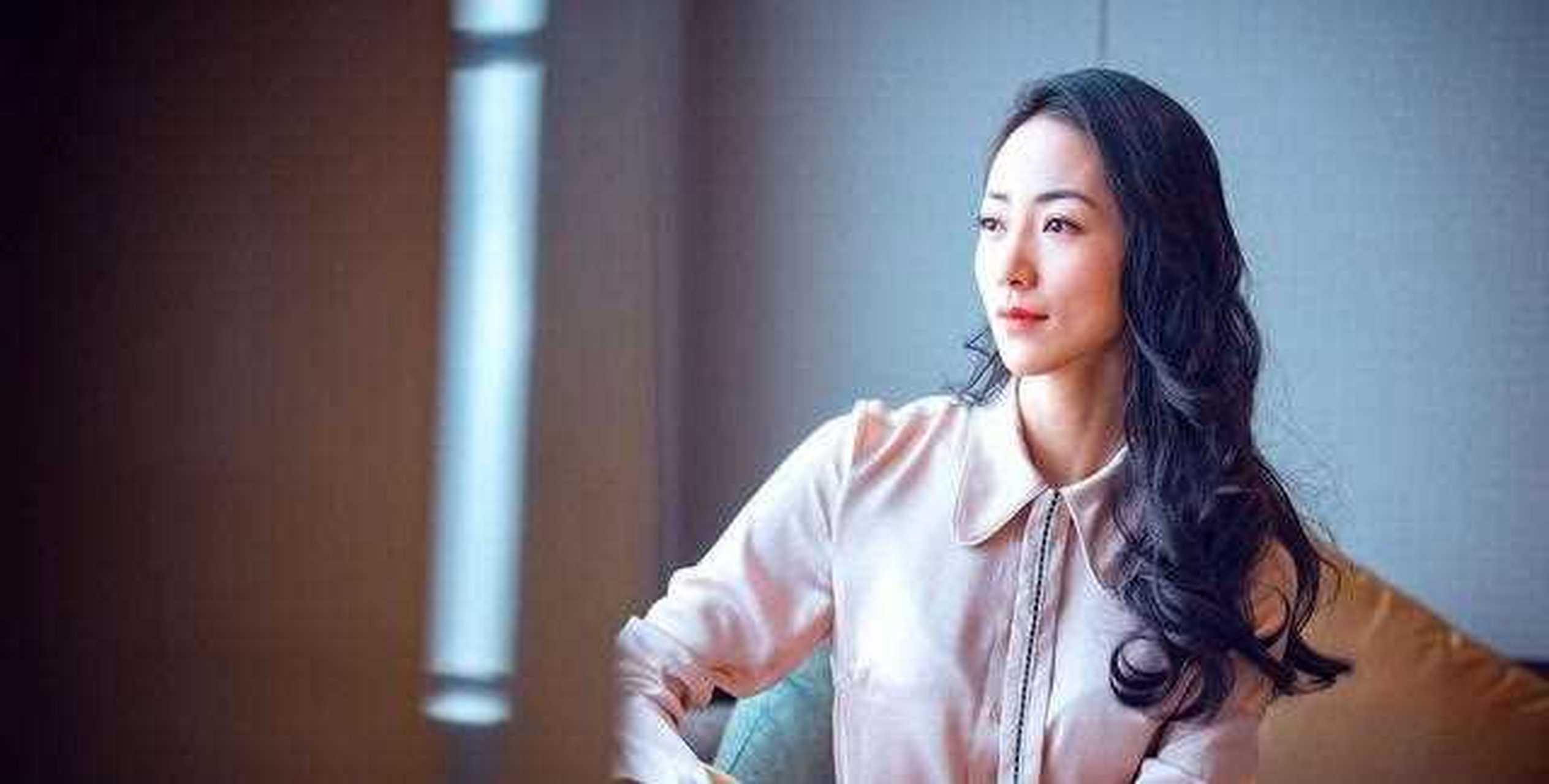 韩雪的家[沙尘暴] 这次访问韩雪家里,是在本人不在的情况下拍摄的