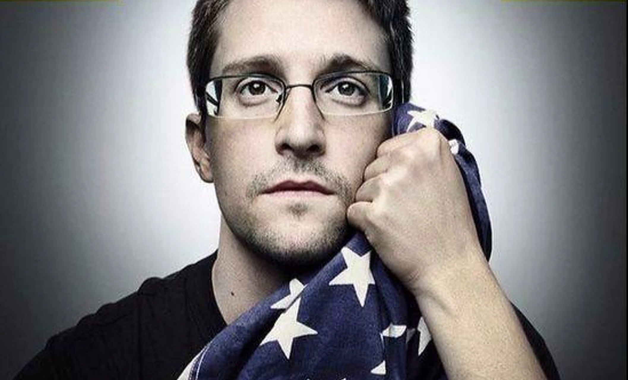 阿桑奇与斯诺登都让美国颜面扫地,将美国丑陋的嘴脸扒个干净,为何结局