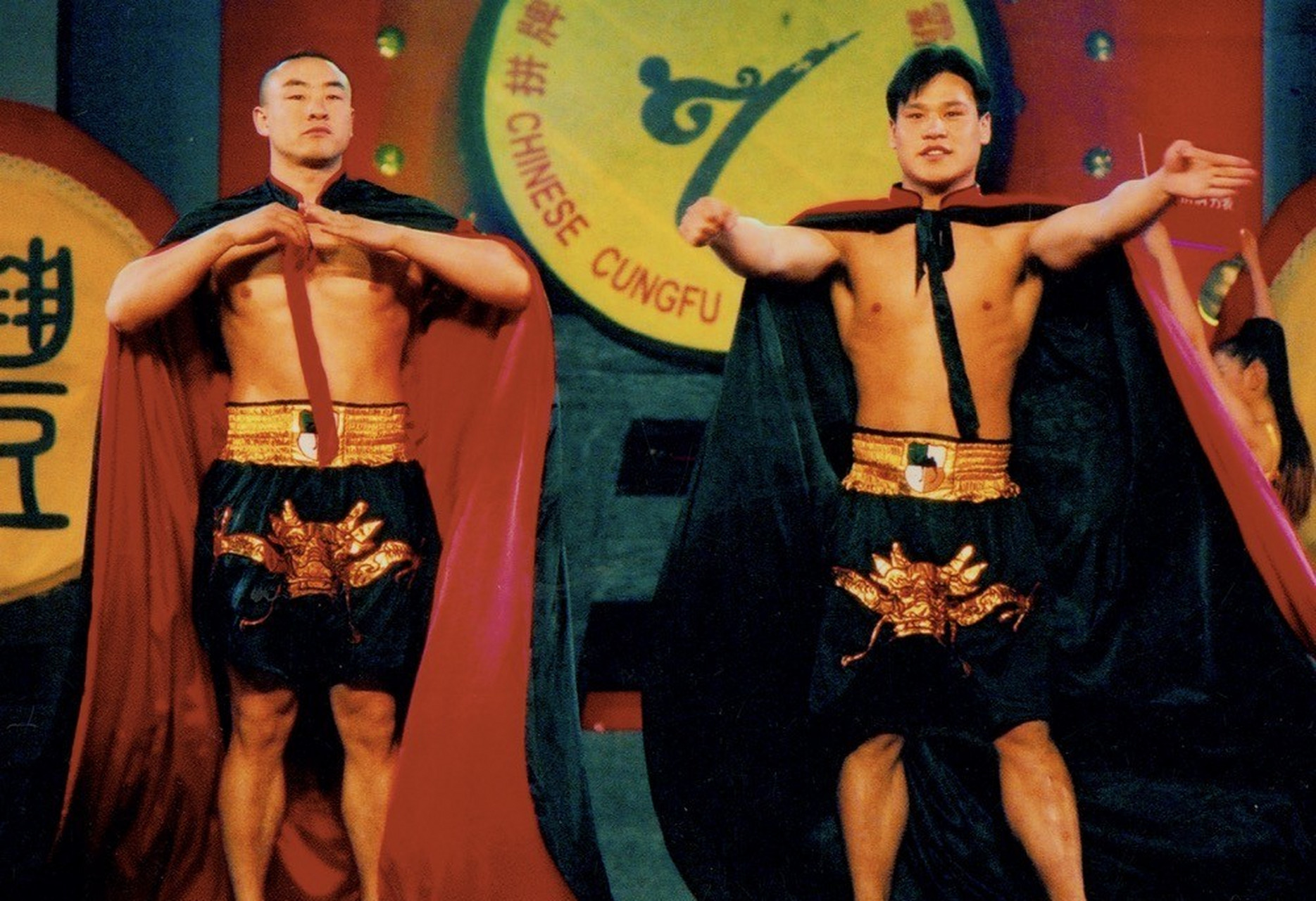 百家号星火计划#2001年九运会预赛,散打王柳海龙赢下了两场比赛.