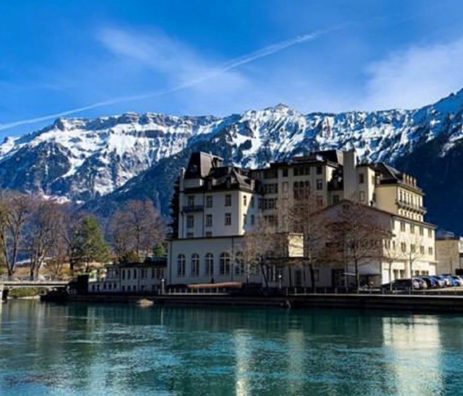 经过苏美女神身边