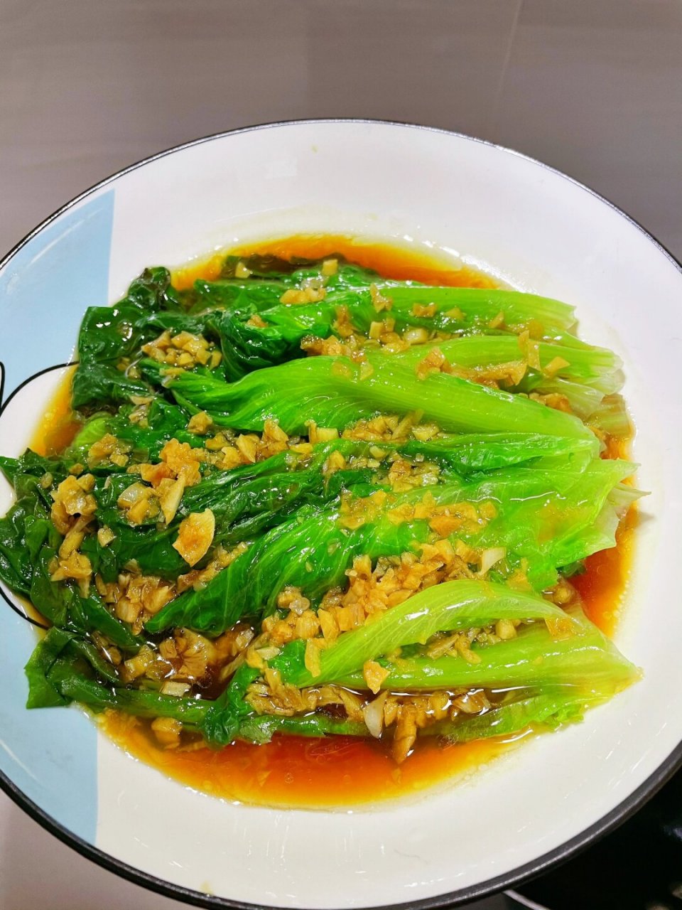 食记|蚝油生菜 蒜蓉生菜  在自家菜园中种植的生菜,无农药,新鲜且安全