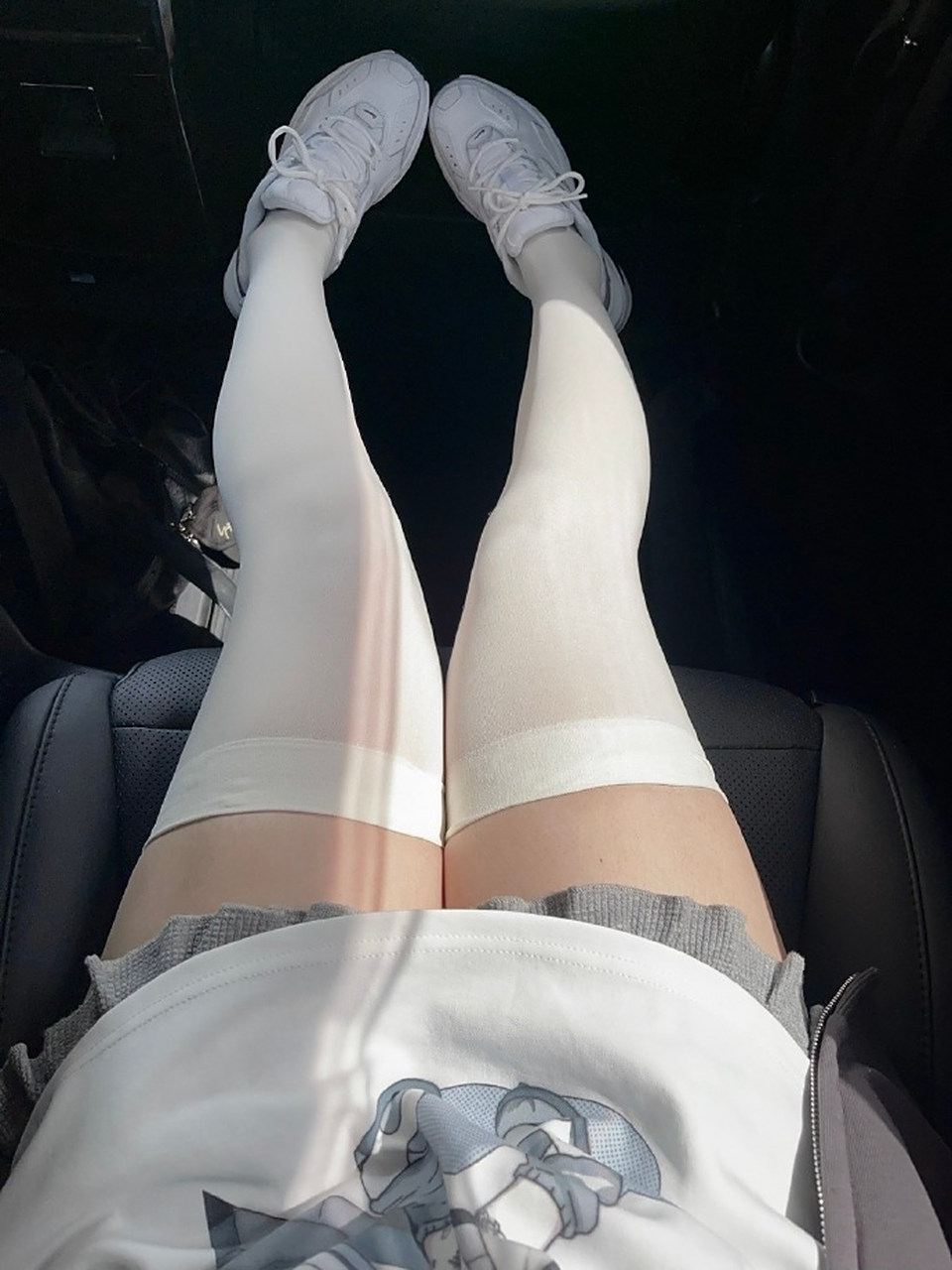 感冒了#美腿# #白丝