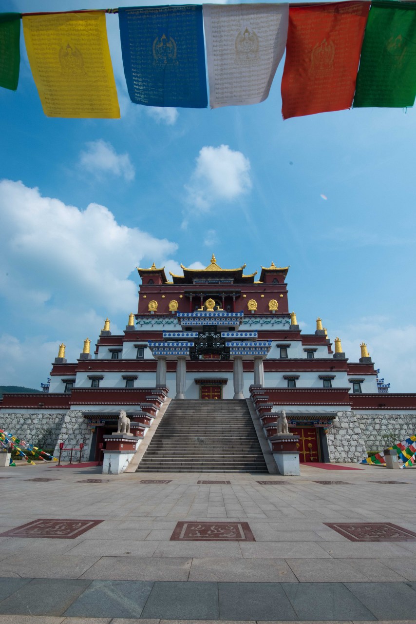 神秘的五印坛城里到底有什么? 无锡的灵山胜境,有两处如雷贯耳的存在.