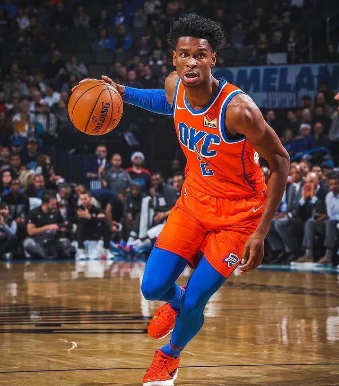 6抢断1封盖,入选了联盟最佳一阵,如果雷霆队对亚历山大还不满意,选择