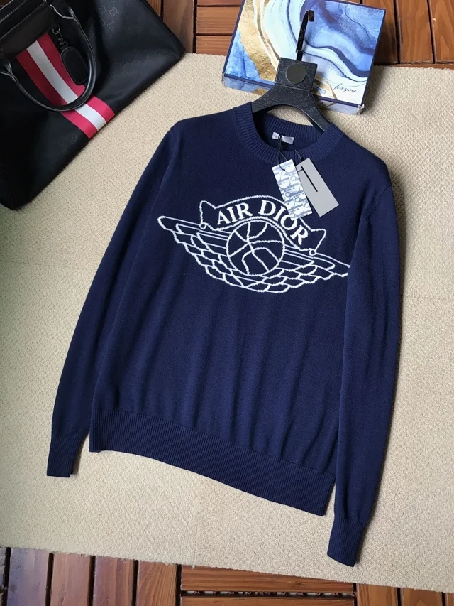 迪奥时尚手工毛衣