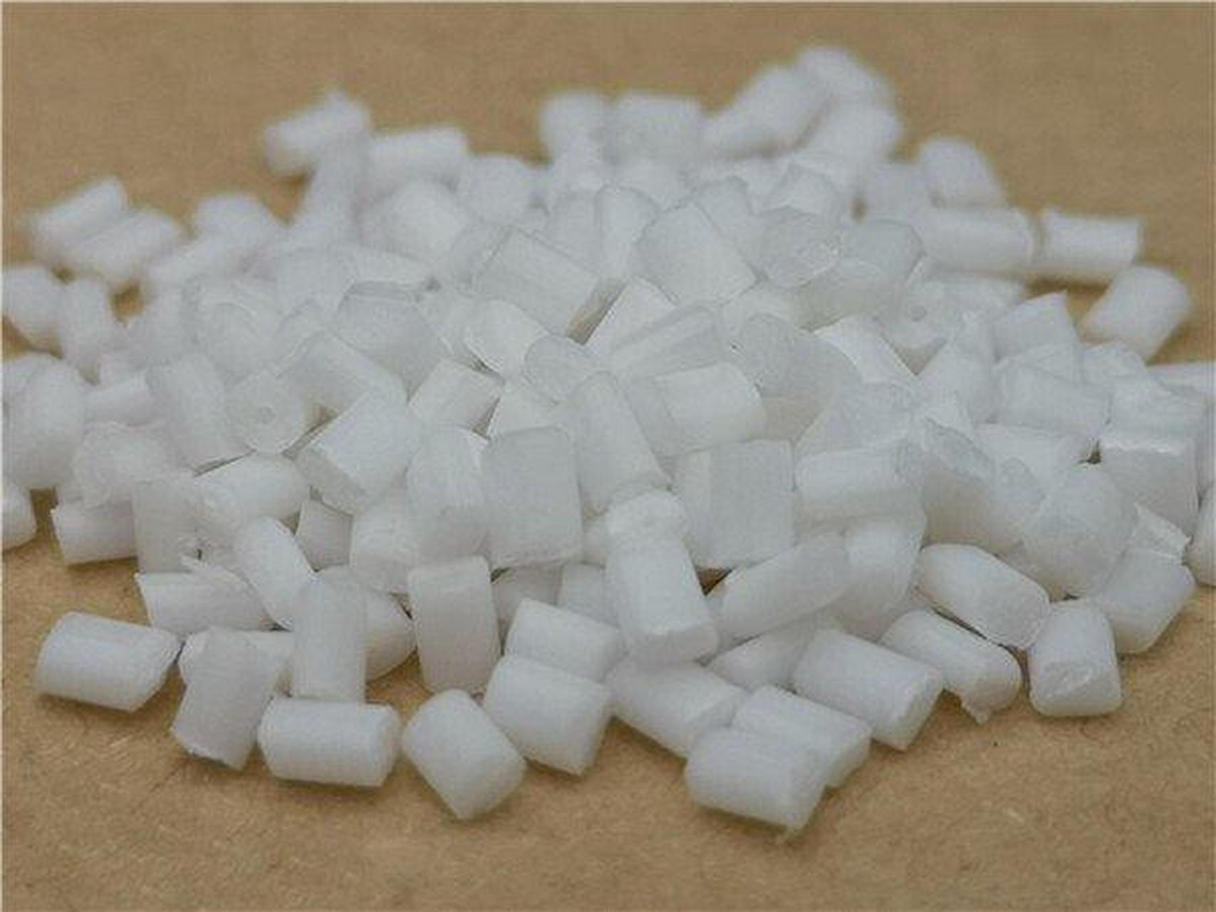 pps塑料母粒是一种高性能工程塑料,具有出色的耐热,耐化学腐蚀和机械