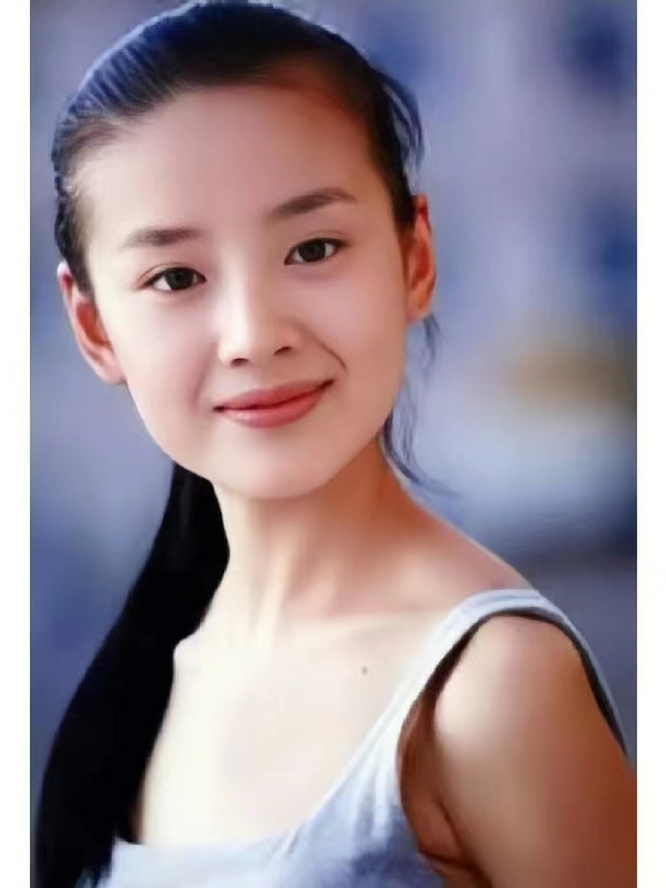 董洁的冷清秋应该是所有男生心目中的白月光吧,不管过去多少年因为