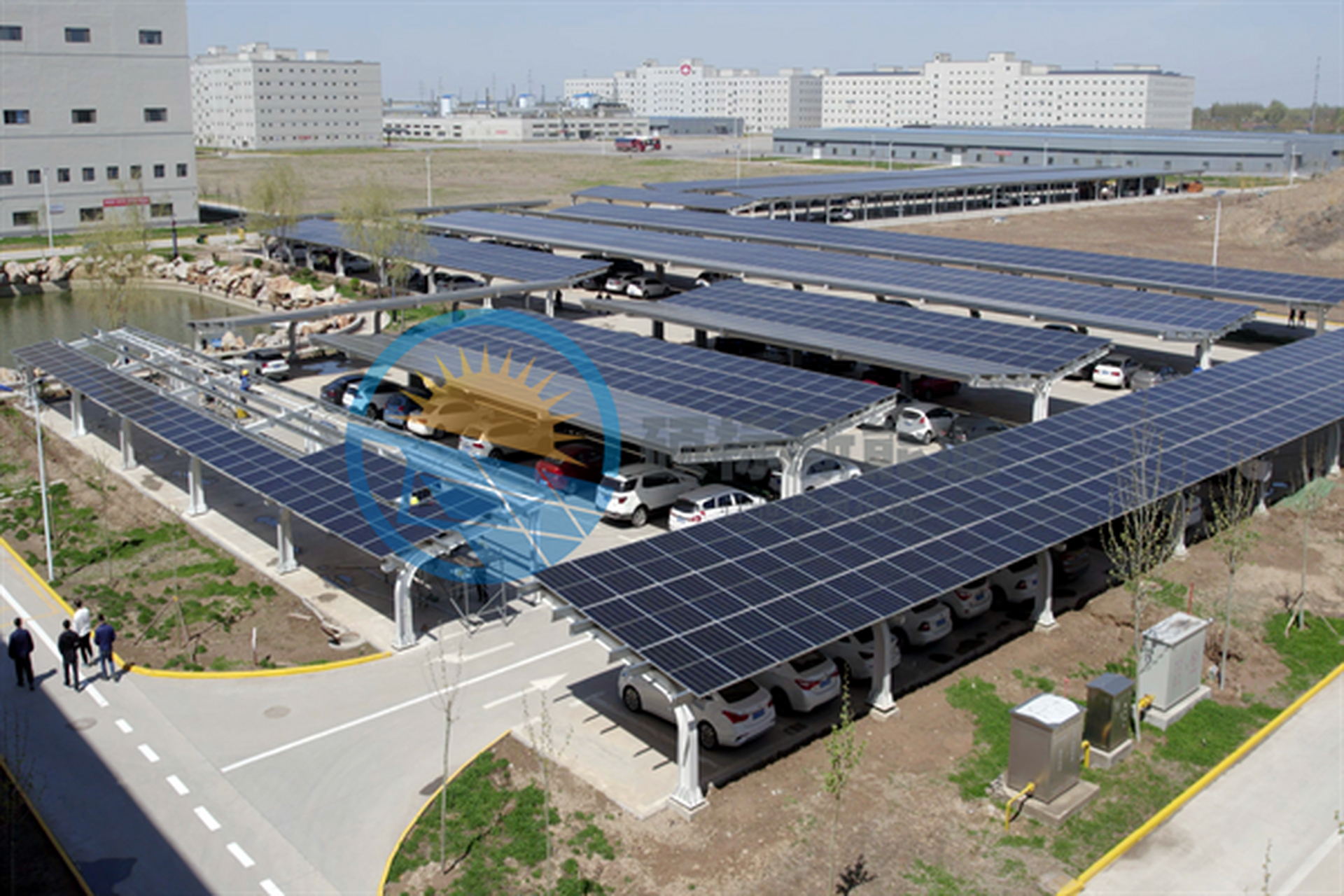 如何提高#光伏车棚# 的发电效率?