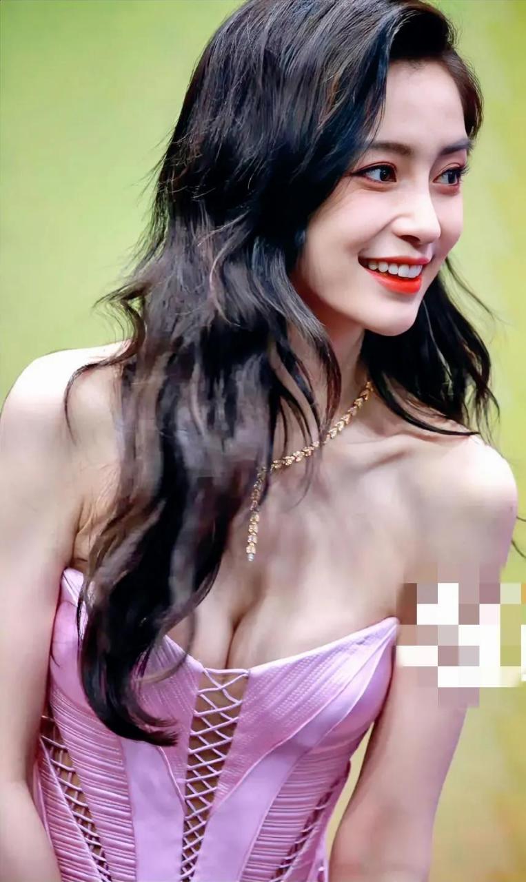 杨颖,前凸后翘, 身材好到爆