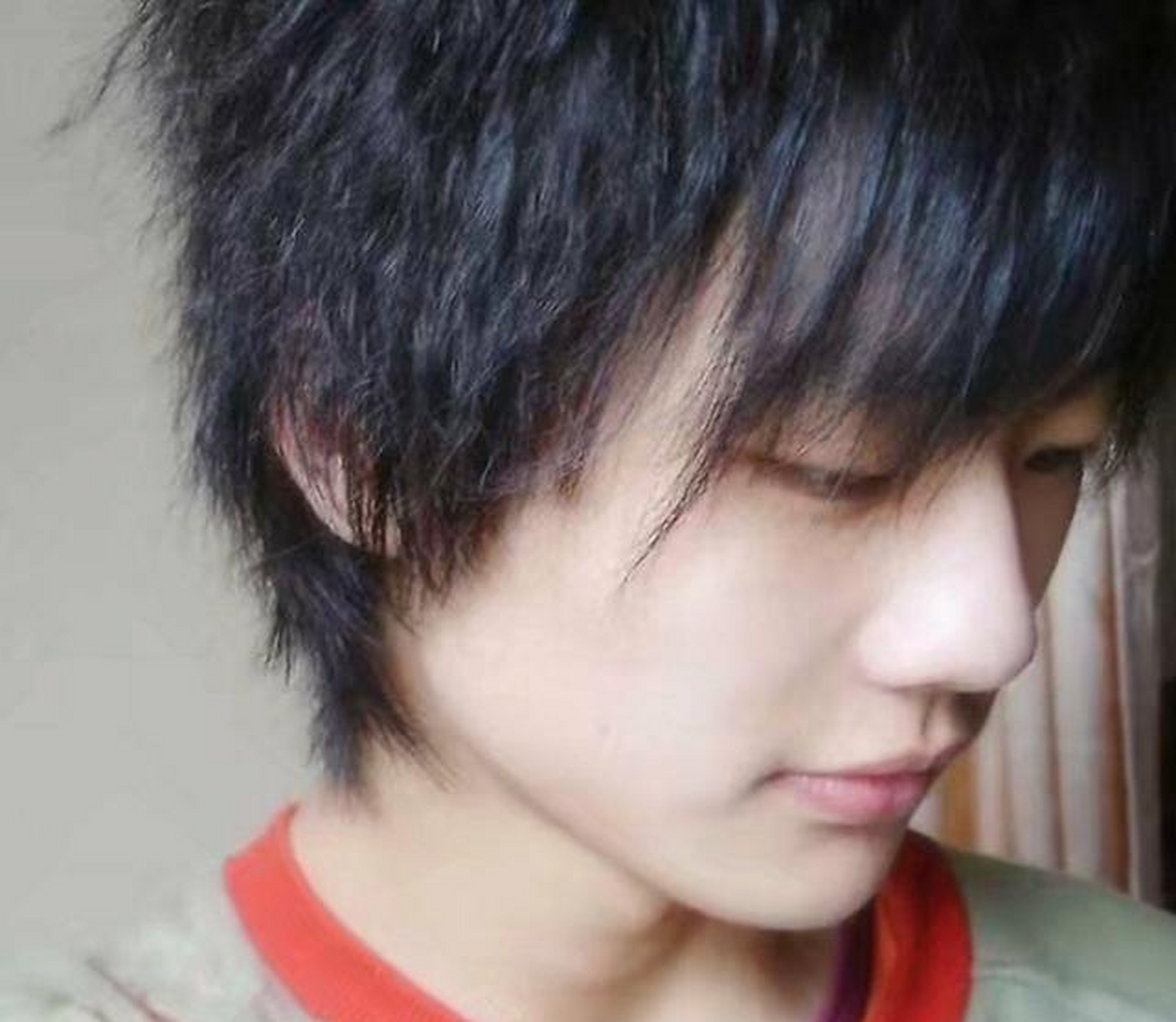 上次许嵩发了个正在洗澡的格洛米,是大家谁说想看嵩哥洗澡来着?