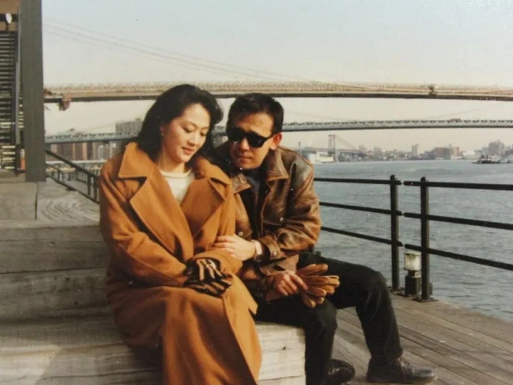 31岁时,王姬凭借《北京人在纽约》一举成名,可事业的成功并不能代替她