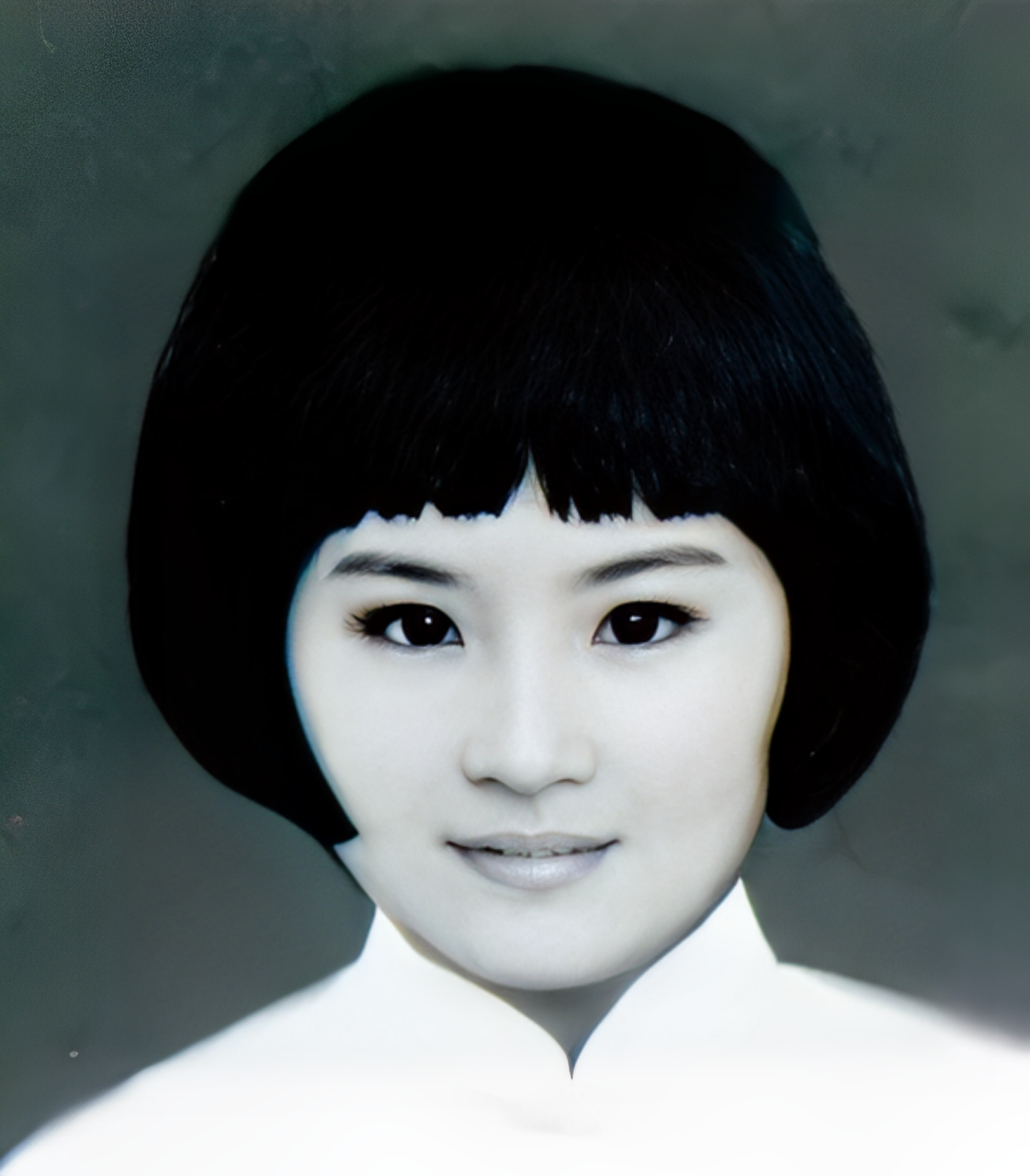 1931年5月,怀孕8个月的女战士被敌人枪决.