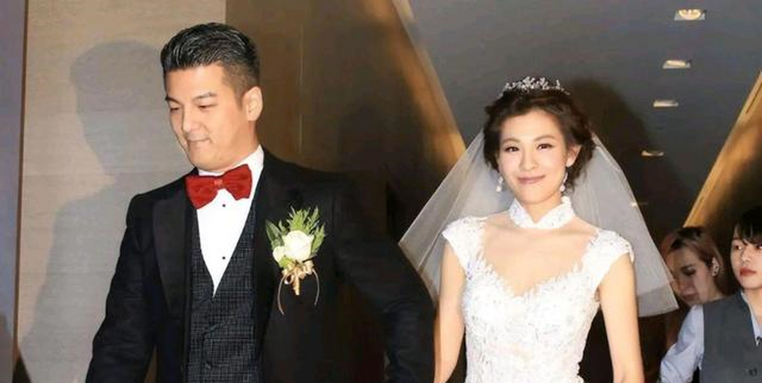 一开始,孙志浩看中了凭借《还珠》大火的林心如.