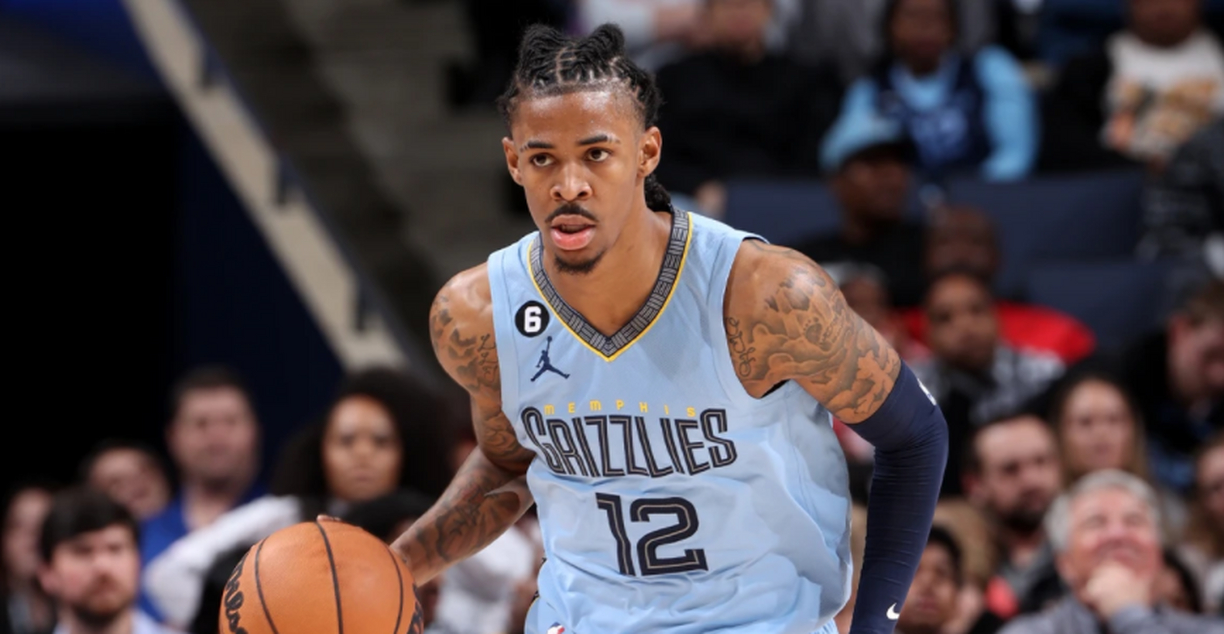 nba官宣:贾-莫兰特将被联盟禁赛25场 #nba# 北京时间6月16日,nba官方