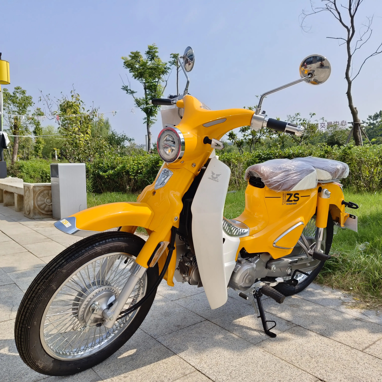 复古弯梁  宗申雅米最好骑的复古弯梁,自动离合可上牌