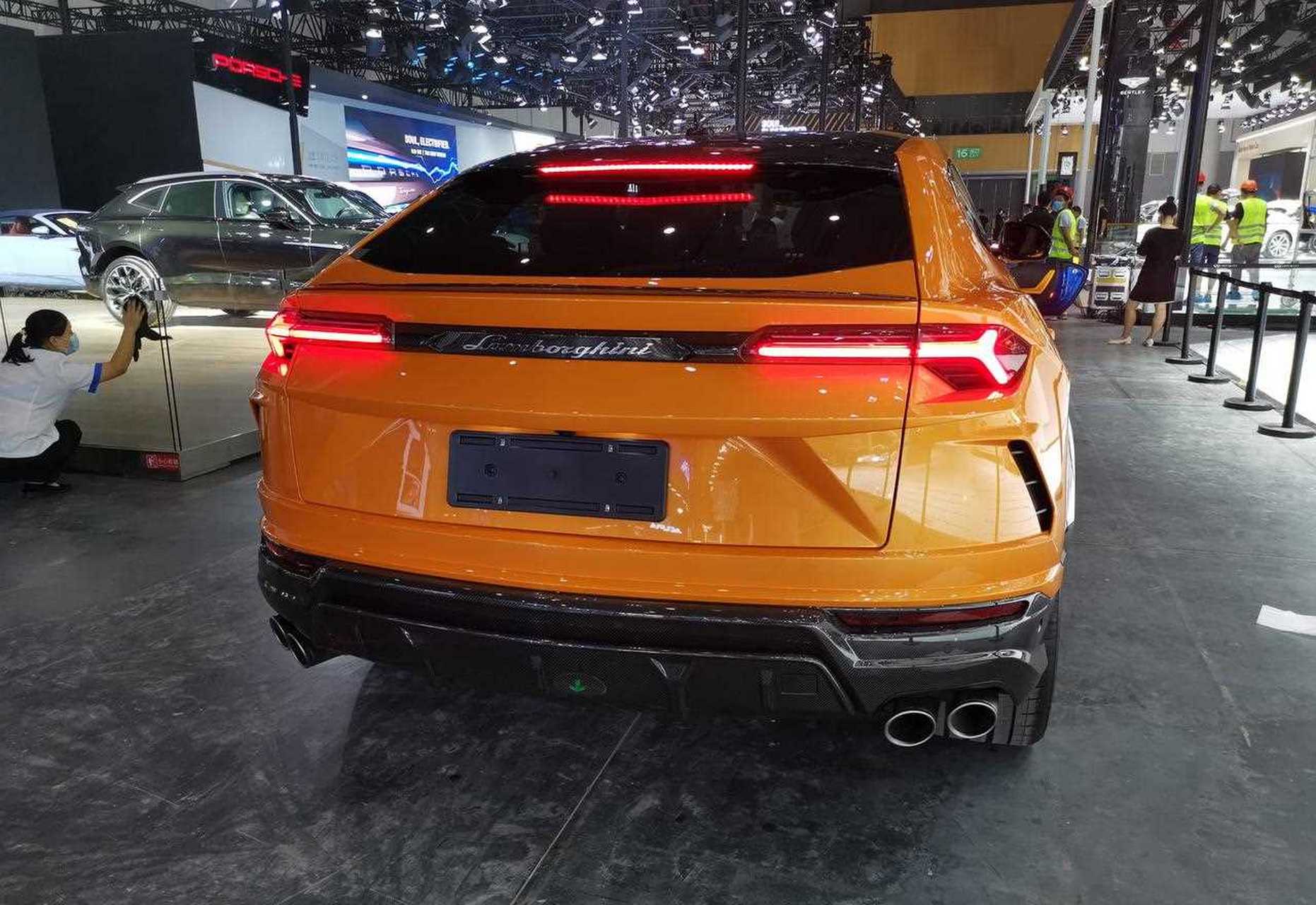 兰博基尼urus high gloss line(珍珠胶囊)车型正式亮相.