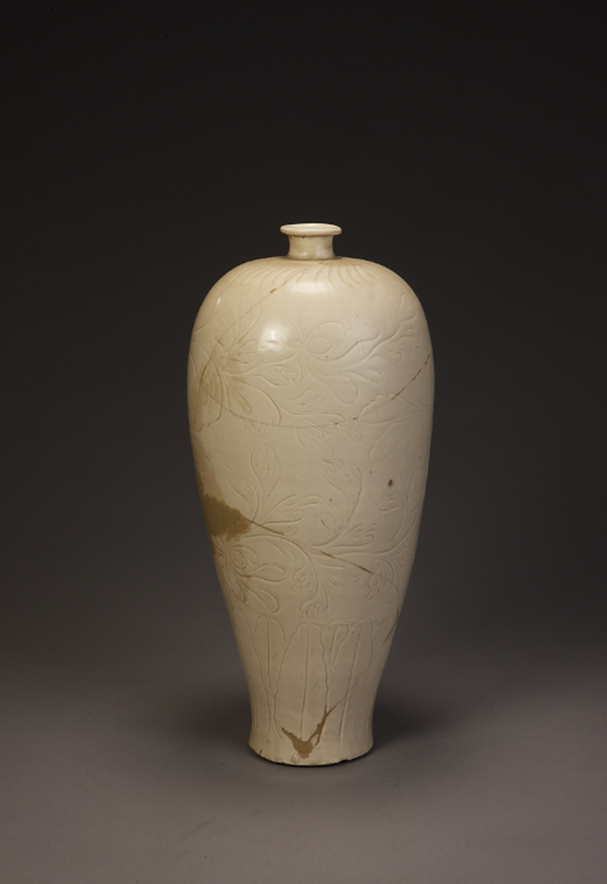 瓷器# 这是故宫博物院收藏的一组北宋定窑白瓷.