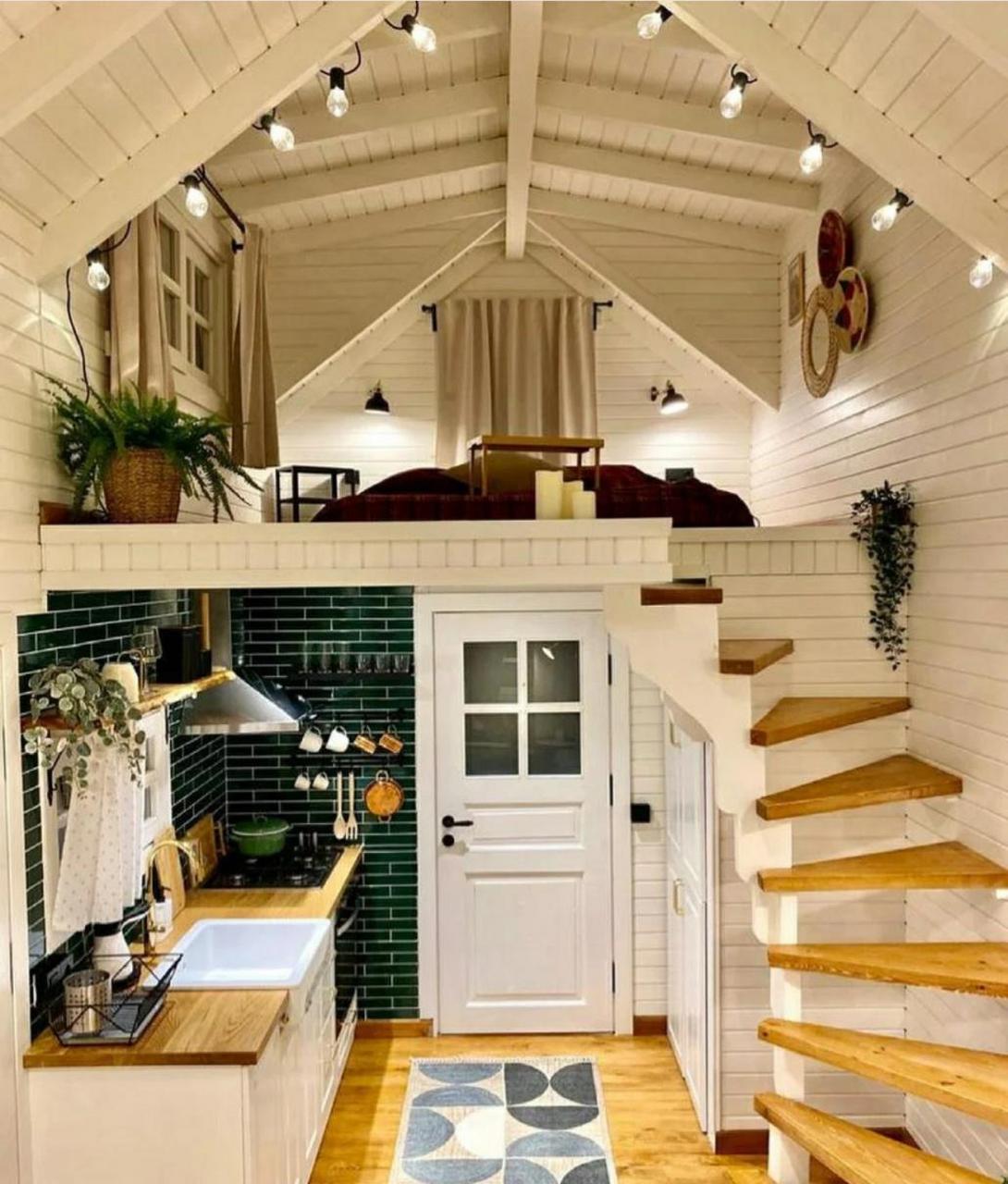 不到30平的微型房屋,国外现在很多人喜欢建造这样的迷你小屋,面积通常