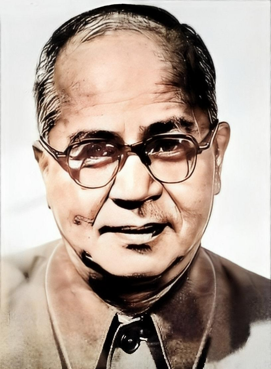 1930年,21岁的吴晗报考了北京大学,但尽管他在文学,历史和外语三门课