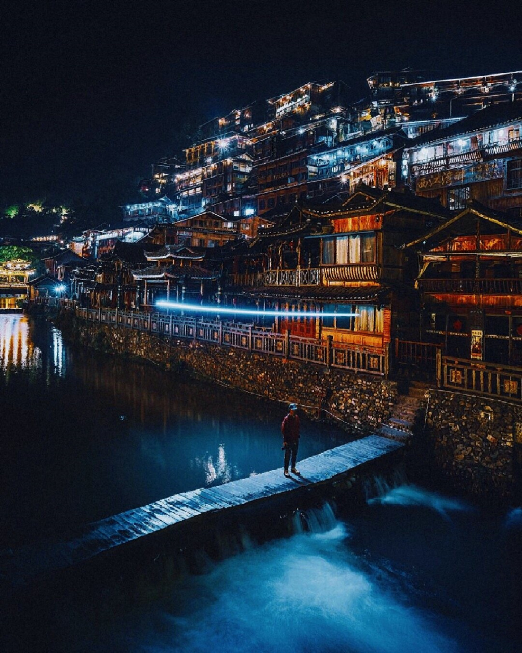 肇兴侗寨,位于贵州省黔东南黎平县东南部,是全国最大的侗族村寨之