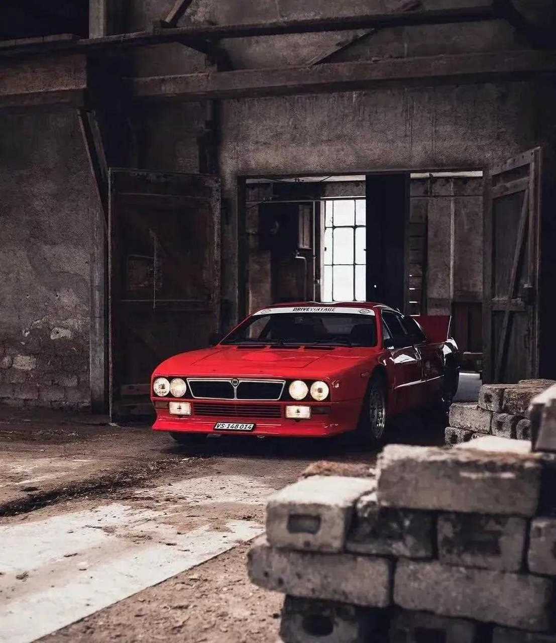 蓝旗亚 lancia 037 stradale