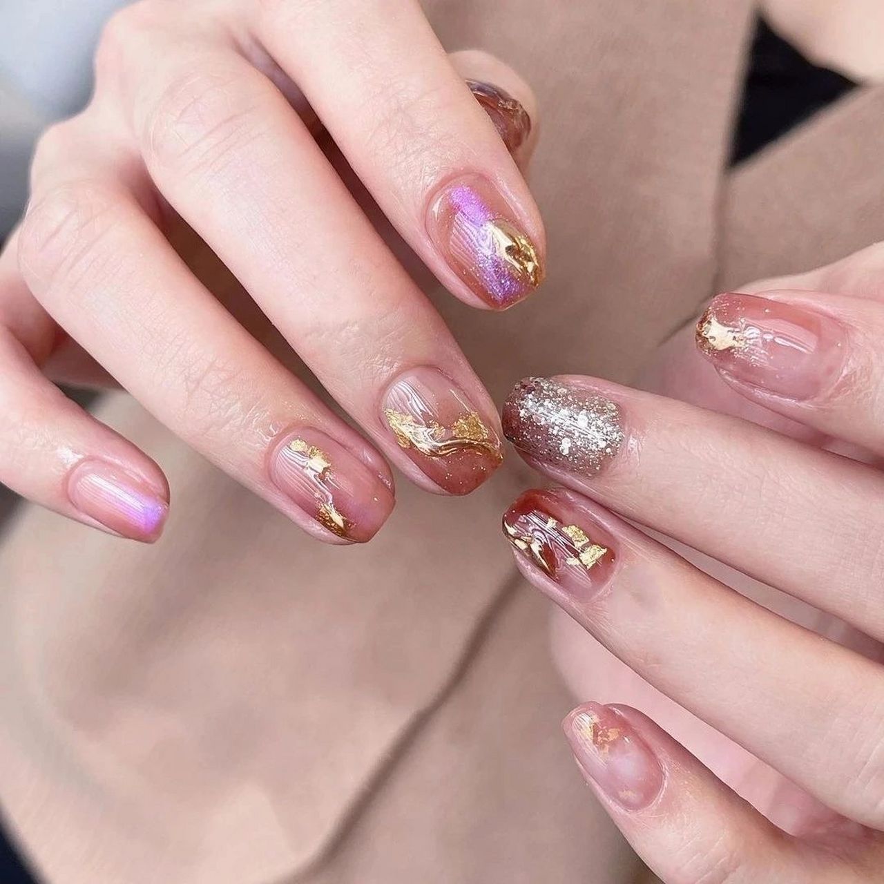 贵气高雅的金箔美甲 太精致了  #气质美甲 #美甲推荐 #超好看的美甲