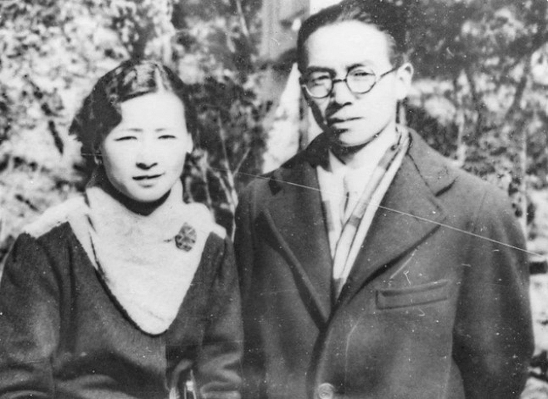 梁思成和林徽因夫妇的照片,真是郎才女貌啊.