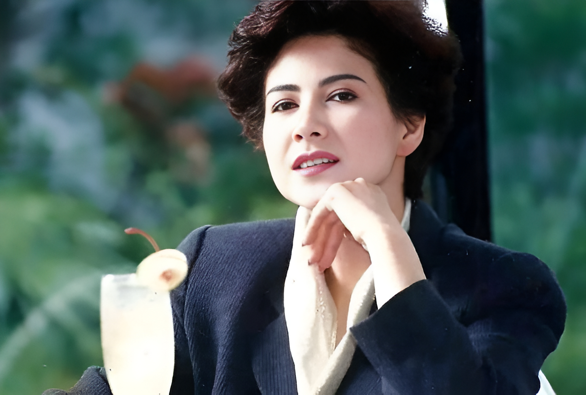 那天出发前,她的丈夫早早起床为她煮了馄饨,这让甄妮感到意外却也温暖