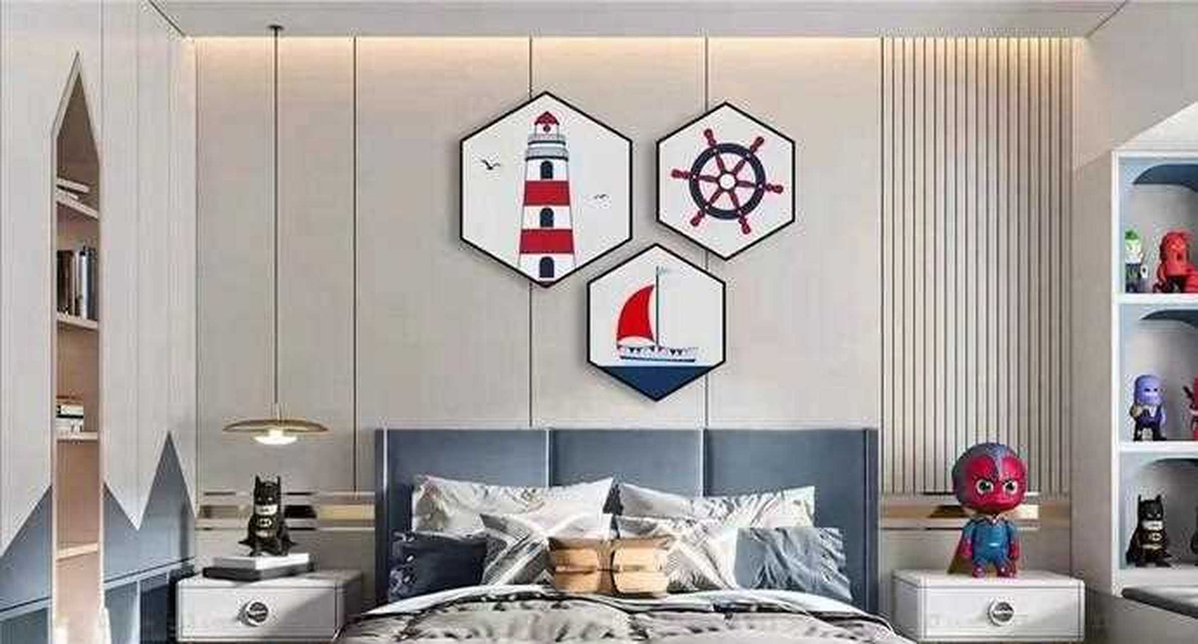 一幅画,挂在墙上,它可以是装饰与点缀,丰富并充盈着居室氛围;它可以是