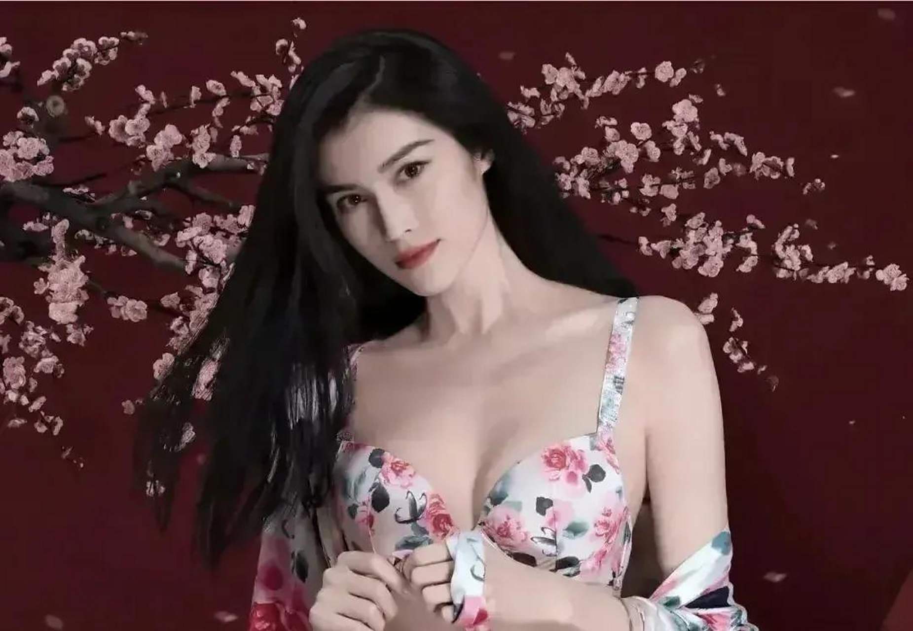 何穗内衣写真,凝脂的肌肤,唯美的身材,性感的内衣,美的绝绝子.