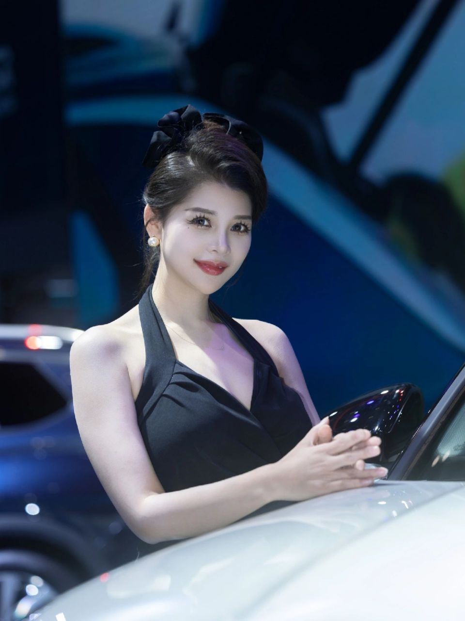 西安车展车模 西安51车展一道靓丽的风景线     #用车知识# #每天一个