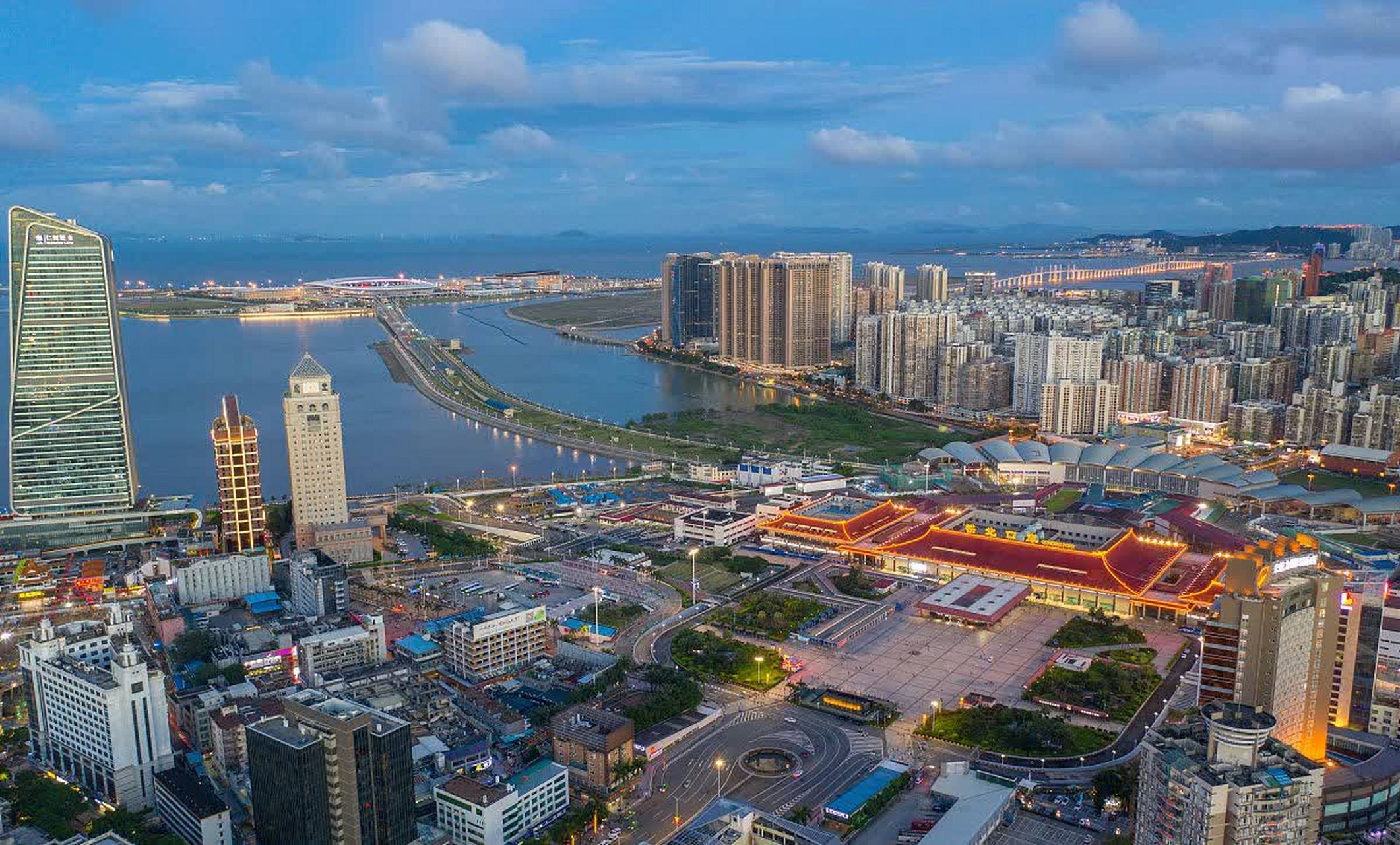 广东最不可思议的城市是汕头    一个经济特区的经济总量刚刚突破3000