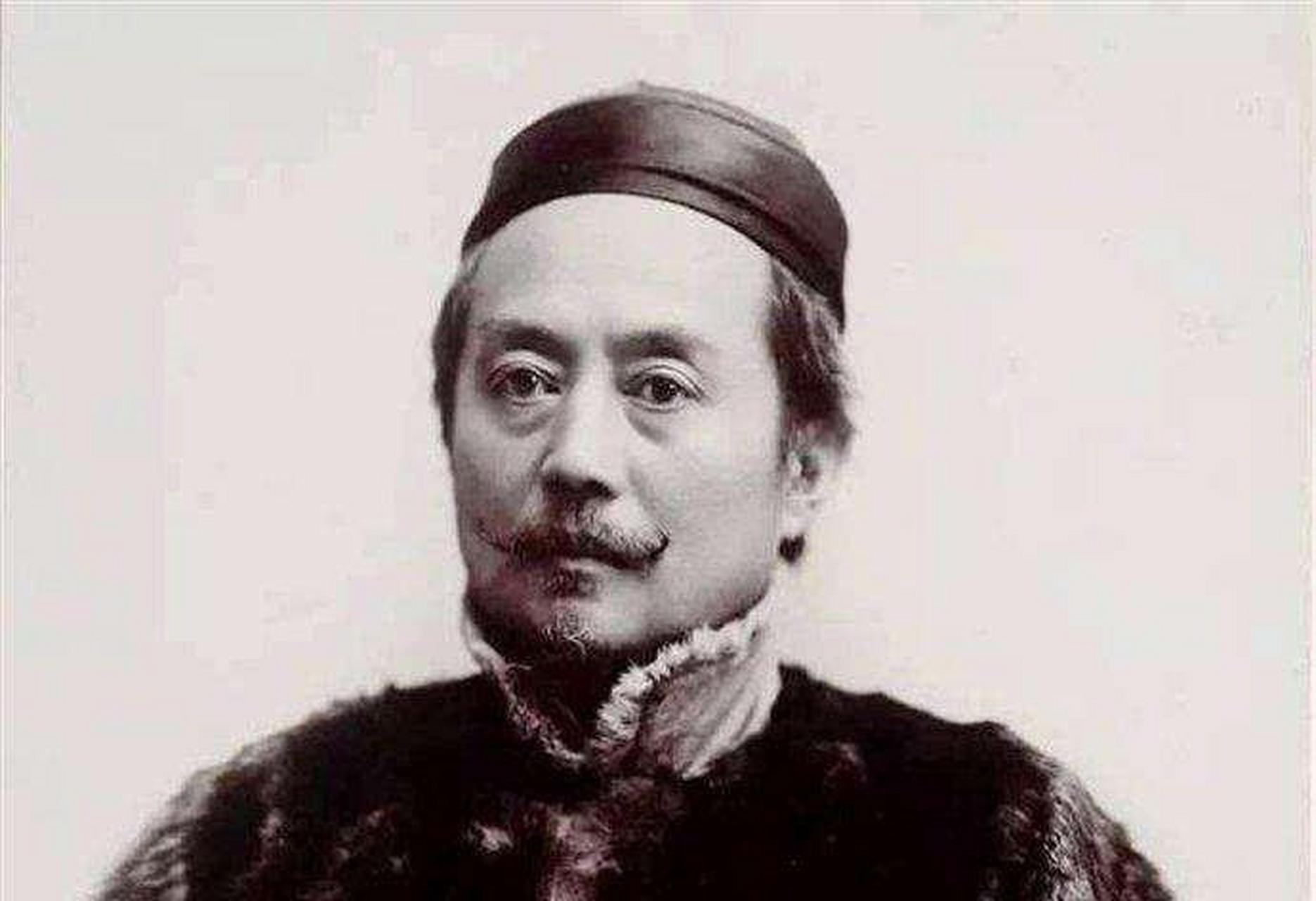 辜鸿铭在男人该有几个女人这个问题上,主张男人应多娶小老婆.