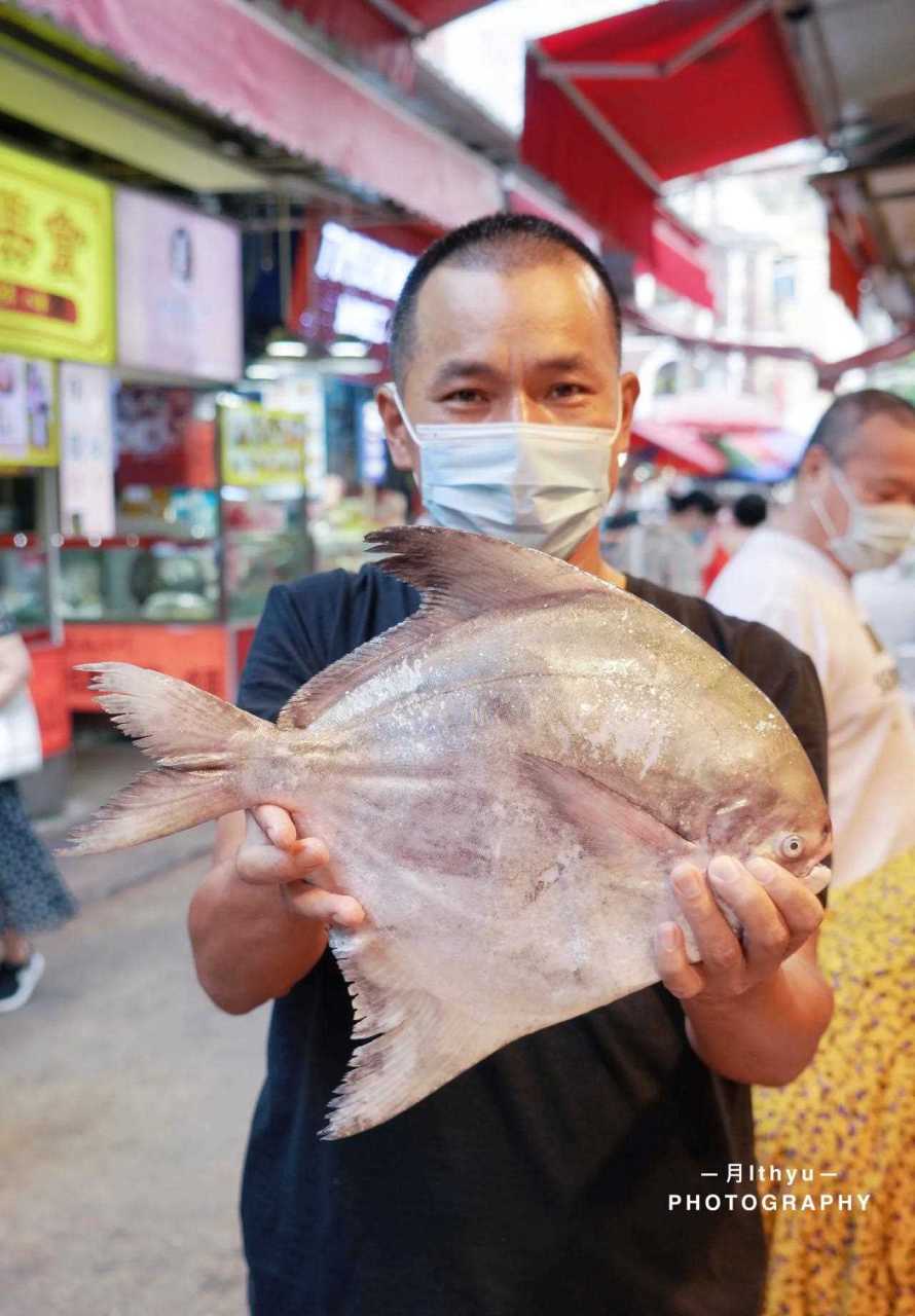 厦门的黑珍珠首届有4间,黑明餐厅就是其中一间.