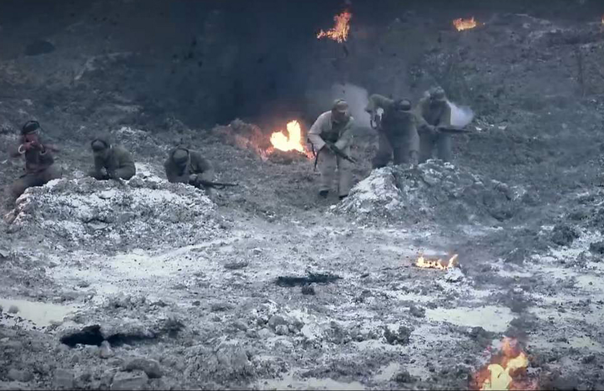 1950年,松骨峰狙击战爆发,志愿军第38军112师335团一营三连接到命令