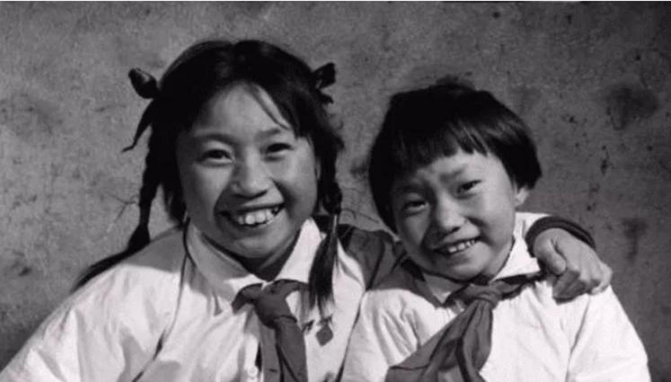 为保护384只羊,被暴风雪重伤的草原英雄小姐妹,后来