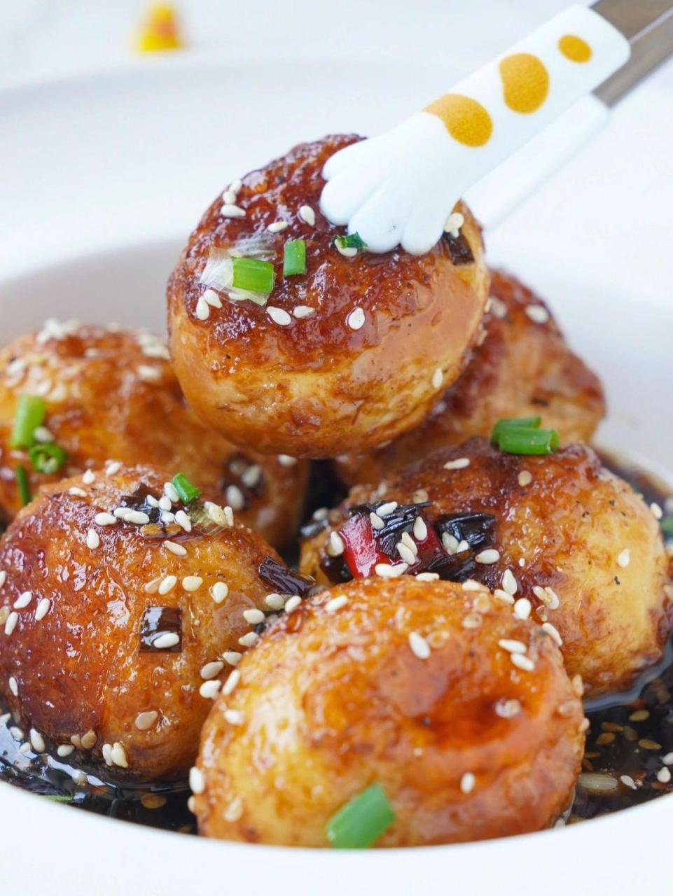 超级简单又方便的可乐虎皮蛋.